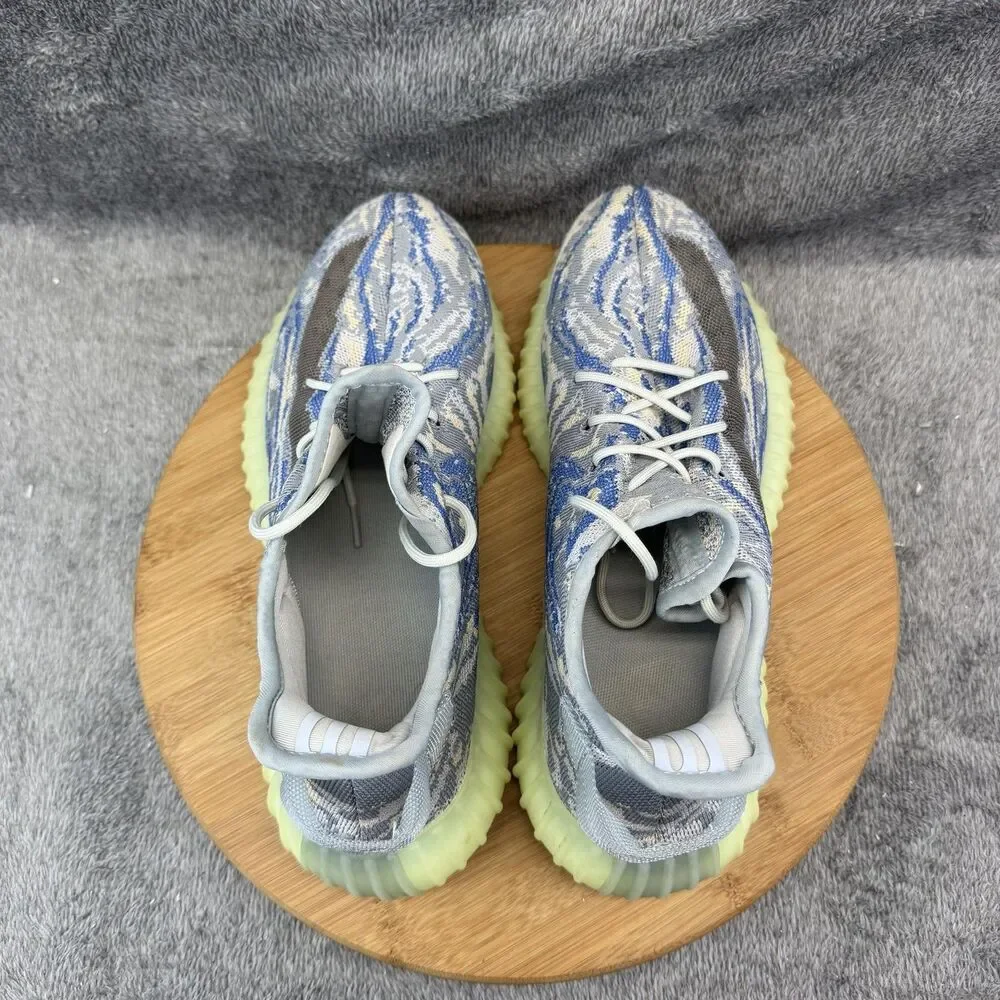 Adidas Yeezy Boost 350 V2 Shoes Mens Size 11 Multicolor Knit Sneakers GY3757